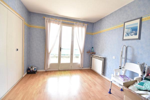 Maison à vendre 7 pièces SAINT AGREVE (07)