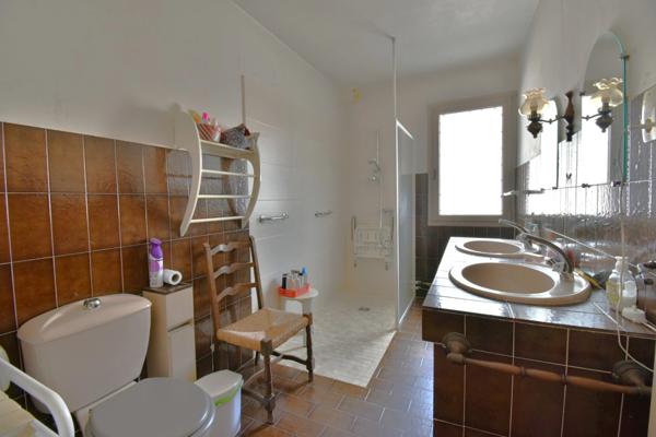 Maison à vendre 7 pièces SAINT AGREVE (07)