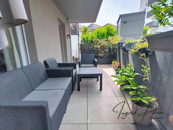 A LOUER - Apt T3 BIS - 72m2 + BALCON + PARKING - COEUR DE VILLE - BEZONS (95)