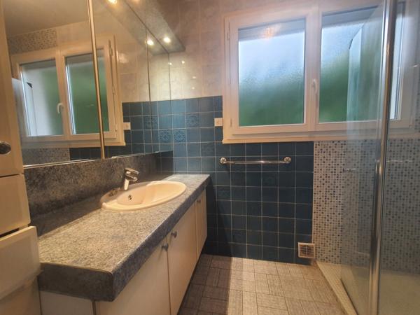 Dpt Drôme (26), à vendre ROMANS SUR ISERE maison P6 de 93m2 + 38m2
