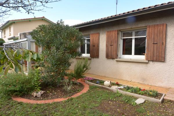 Dpt Drôme (26), à vendre ROMANS SUR ISERE maison P6 de 93m2 + 38m2