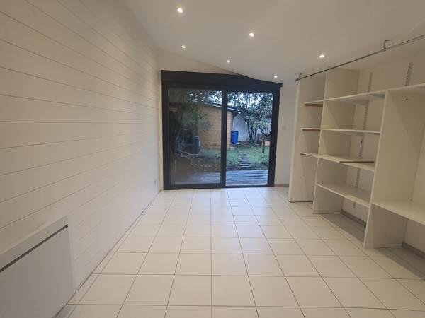Dpt Drôme (26), à vendre ROMANS SUR ISERE maison P6 de 93m2 + 38m2