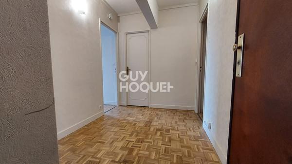 Chartres - T3 de 61.48 m2 -EAU CHAUDE ET CHAUFFAGE INCLUS
