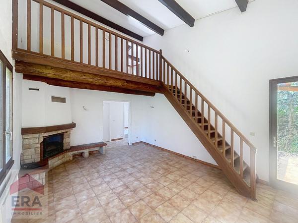 A VENDRE DIGNES LES BAINS 04000 MAISON T5 TERRAIN JARDIN GARAGE