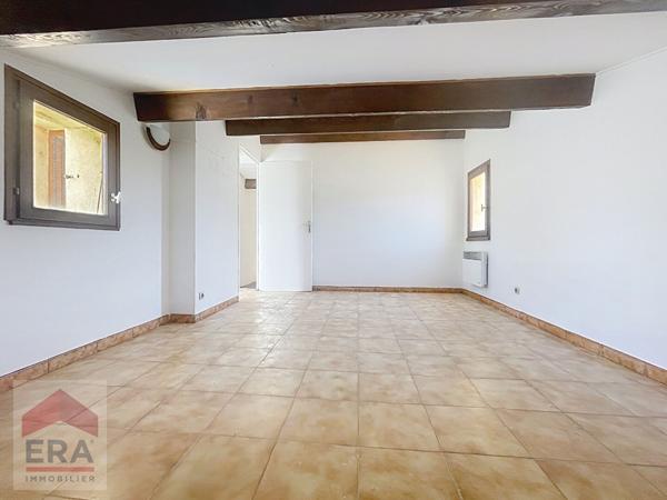 A VENDRE DIGNES LES BAINS 04000 MAISON T5 TERRAIN JARDIN GARAGE