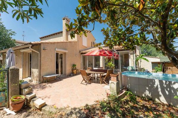 Maison à vendre 624 000 € Le Crès 10 p 264 m² DPE C