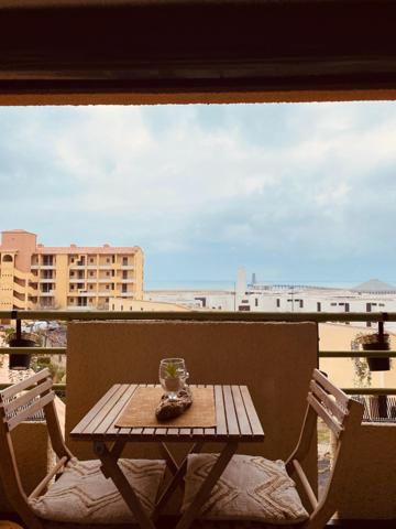 T2 avec accès directe plage, vue mer, parking