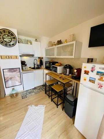 T2 avec accès directe plage, vue mer, parking