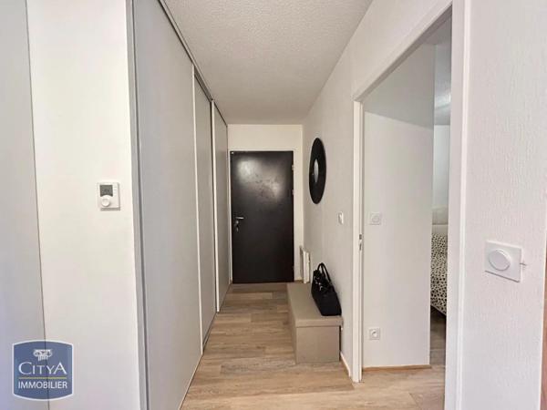 Appartement à louer 2 pièces 54.12m²