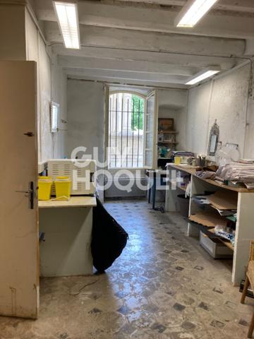 Local idéal pour bureau ou profession libérale 59 m² TARASCON