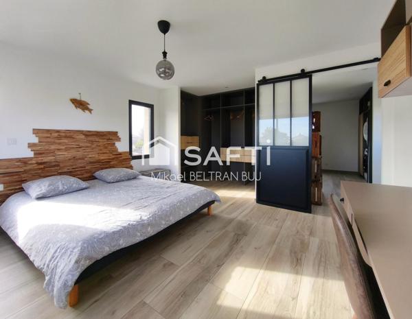 Villa contemporaine meublée, à deux pas de la mer