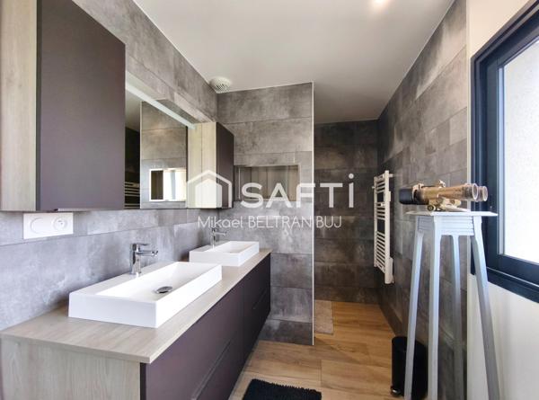 Villa contemporaine meublée, à deux pas de la mer