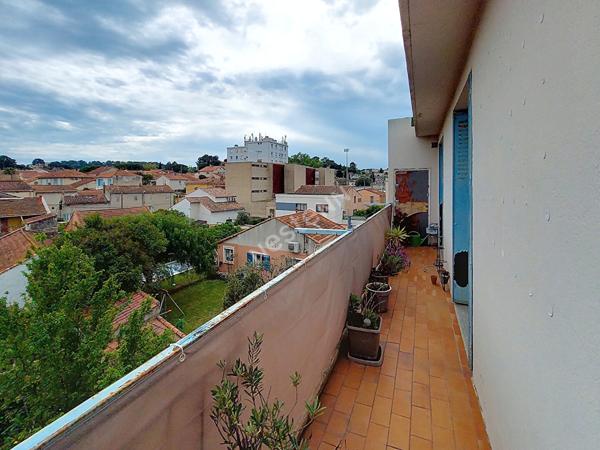 Appartement La Seyne Sur Mer de 4 pièces de 72.45 m² avec balcon