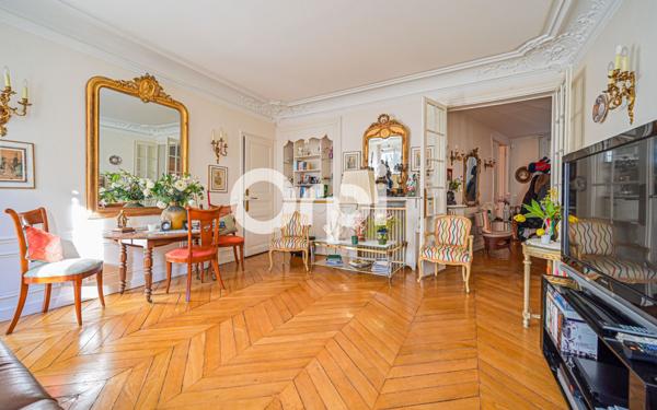 Appartement à vendre    6 pièces • 123,84 m2 Paris 11