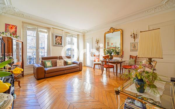 Appartement à vendre    6 pièces • 123,84 m2 Paris 11