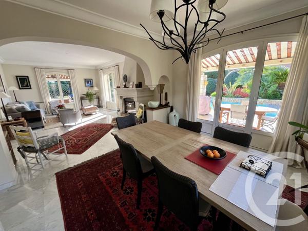 Maison à vendre  6 pièces - 170 m2 ROQUEFORT LES PINS - 06