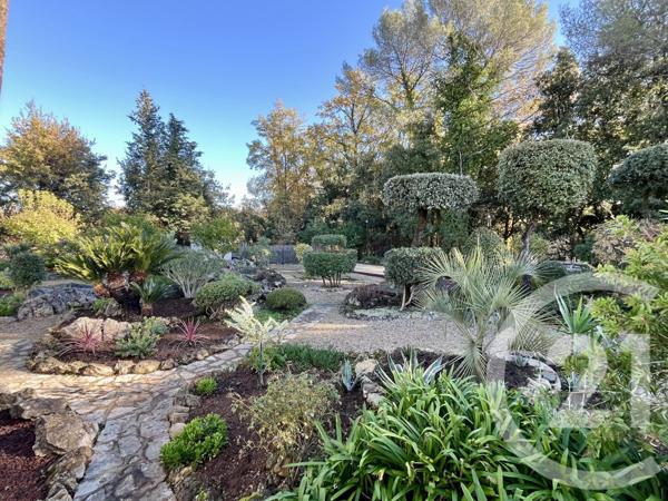 Maison à vendre  6 pièces - 170 m2 ROQUEFORT LES PINS - 06