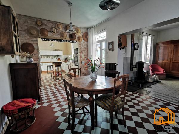 Maison bourgeoise – 11 pièces