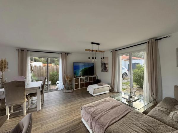 Mimizan Raffinement et Confort : Villa avec Piscine au Calme