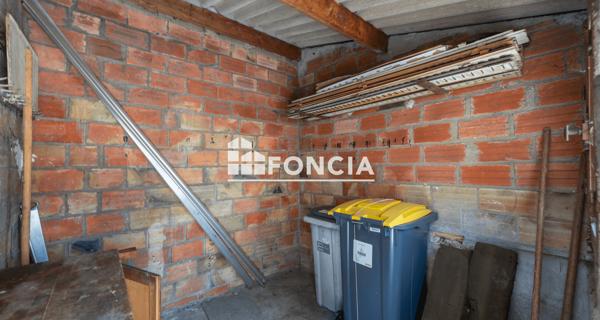 À vendre Local commercial 48.68 m² - Rueil-malmaison 92500