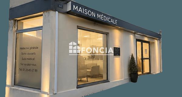 À vendre Local commercial 48.68 m² - Rueil-malmaison 92500