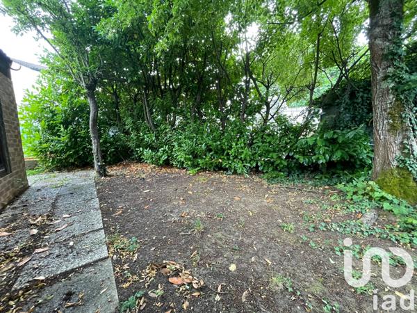 House for sale 5 rooms 93 m² Savigny-le-Temple