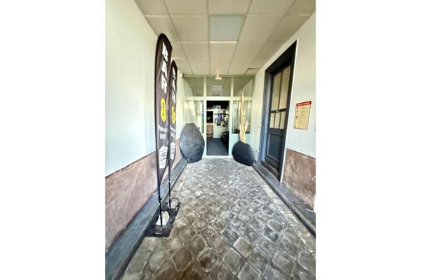 A VENDRE : Immeuble à ROUBAIX • • 380 000 € FAI • Réf. 1235