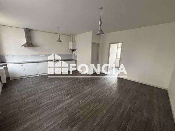 Location Appartement 2 pièces 45.88 m² - 24 RUE PLANTIN Tours 37000