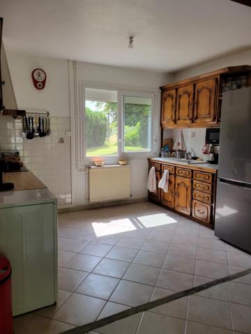 Pavillon rénové avec grande dépendance