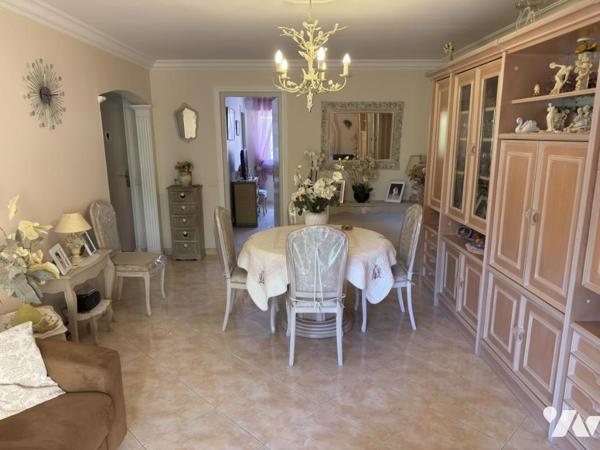 Vente en viager occupé d'un bel appartement T2 de 54m² en centre-ville avec cave