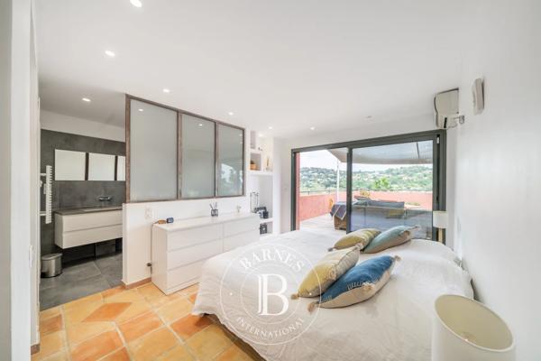 Vence, Villa 4 Chambres -  253 m² à vendre