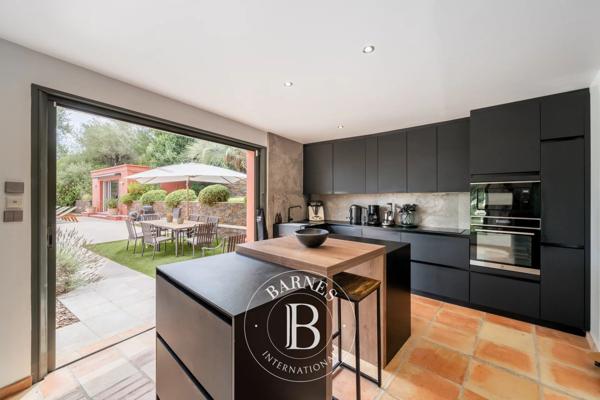 Vence, Villa 4 Chambres -  253 m² à vendre