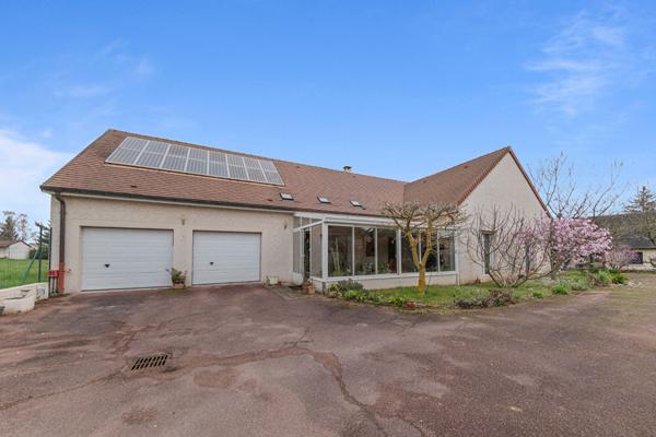 Côte chalonnaise , maison à Givry de 170 m² avec 4 chambres