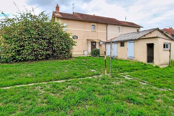 Maison familiale avec jardin à Saint-Vallier