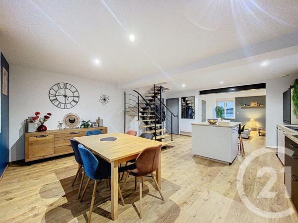 Maison à vendre  7 pièces - 166 m2 VEZINS - 49