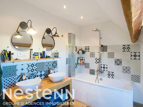 Maison en pierre plein de charme.