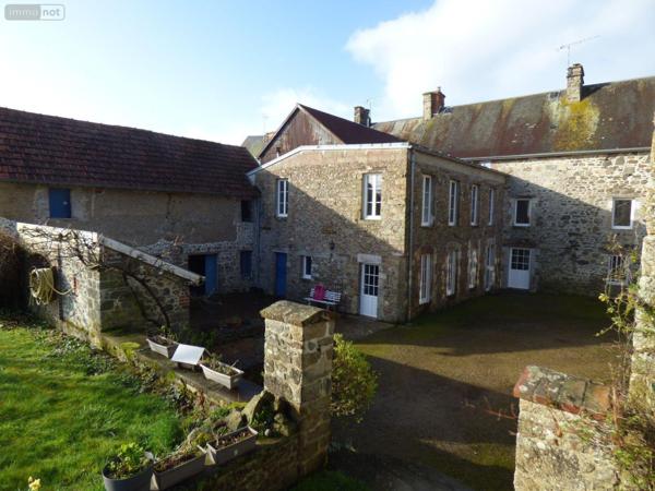 Maison de ville à vendre à Saint-Sauveur-Villages dans la Manche (50490), ref : MAIS1253