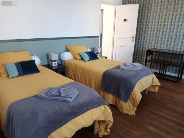 Maison de ville à vendre à Saint-Sauveur-Villages dans la Manche (50490), ref : MAIS1253