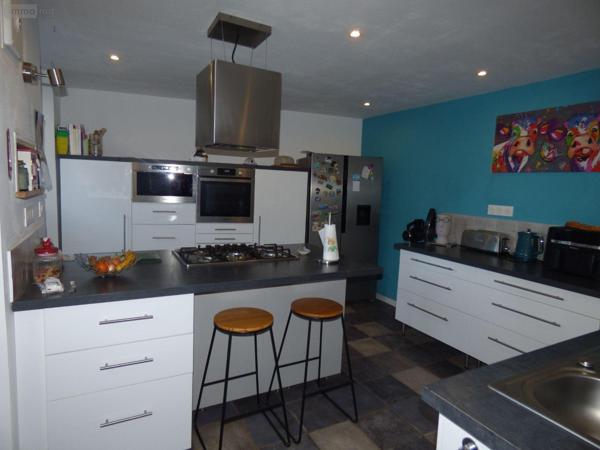 Maison de ville à vendre à Saint-Sauveur-Villages dans la Manche (50490), ref : MAIS1253