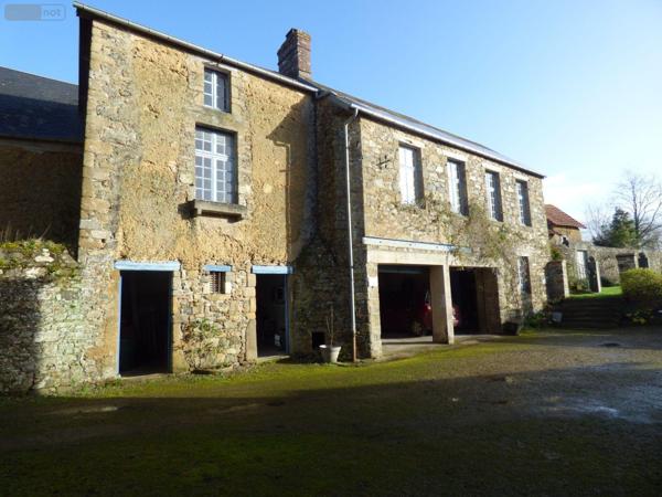 Maison de ville à vendre à Saint-Sauveur-Villages dans la Manche (50490), ref : MAIS1253