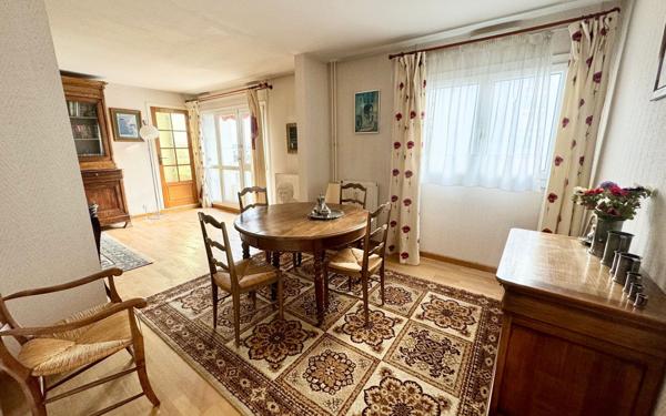 Appartement à vendre    4 pièces • 103,55 m2 Fleury-les-Aubrais