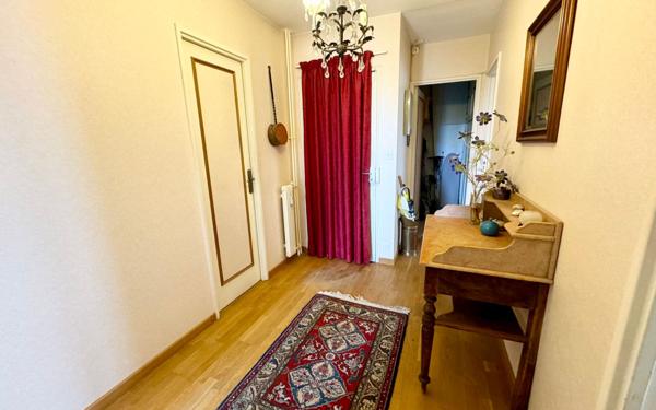 Appartement à vendre    4 pièces • 103,55 m2 Fleury-les-Aubrais
