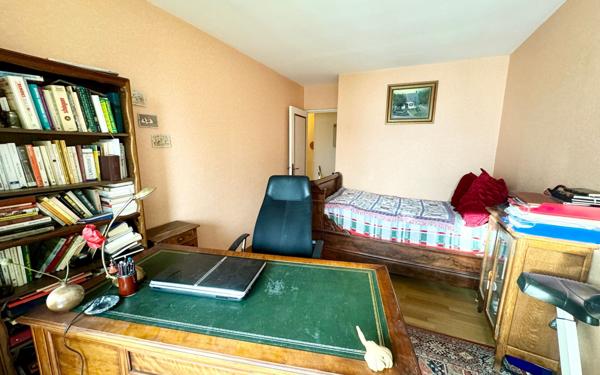 Appartement à vendre    4 pièces • 103,55 m2 Fleury-les-Aubrais