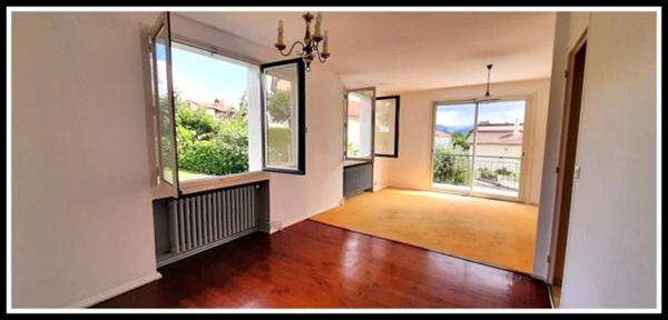 MAISON A RENOVER DANS QUARTIER CALME ET PAISIBLE