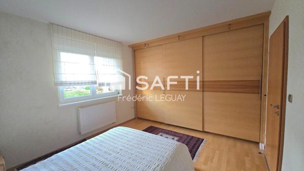 Elégance architecturale et parc arboré à Offendorf