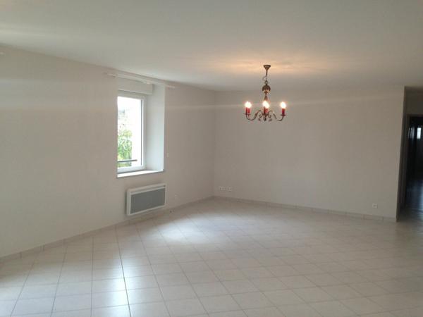 Maison à louer    4 pièces • 98 m2 Lagarrigue