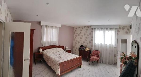 Maison de 170 m² - Fort potentiel - Vue mer - Le Portel

Située à proximité du littoral, cett...