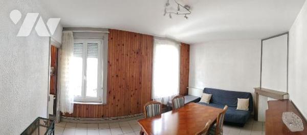 Maison de 170 m² - Fort potentiel - Vue mer - Le Portel

Située à proximité du littoral, cett...