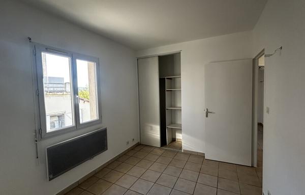 Maison en exclusivité à Ruoms avec potentiel locatif, investissement, activité libérale