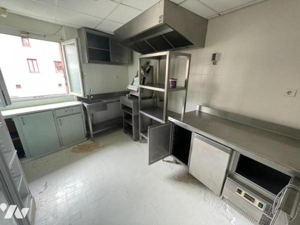 MURS ET FONDS A VENDRE A SAINT CHELY D'APCHER